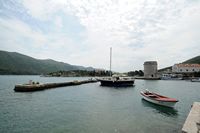 Le village de Mali Ston, presqu'île de Pelješac en Croatie. Port de Mali Ston. Cliquer pour agrandir l'image.