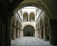 La ville close de Dubrovnik en Croatie. Quartier de la Loge. Palais Sponza. Cliquer pour agrandir l'image.