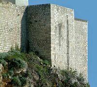 Les fortifications de Dubrovnik en Croatie. Fortifications maritimes. Tour Sainte-Marie. Cliquer pour agrandir l'image.