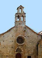 La ville de Hvar, île de Hvar en Croatie. L'église du Saint-Esprit à Hvar. Cliquer pour agrandir l'image.