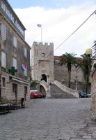 La ville de Korčula, île de Korčula en Croatie. Tour. Cliquer pour agrandir l'image.