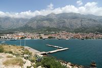 La ville de Makarska en Croatie. Le port de Makarska. Cliquer pour agrandir l'image.