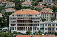La ville moderne de Dubrovnik en Croatie. Grand Hôtel Imperial. Cliquer pour agrandir l'image.