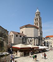 La cattedrale Santo Doimo di Split. Clicca per ingrandire l'immagine.
