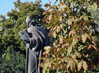 Het standbeeld van Gregor van Nin aan Split (auteur Bureau Toerisme Split). Klikken om het beeld te vergroten.