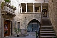 La vieille ville de Split en Croatie. Le Palais Papalic à Split (auteur Hedwig Storch). Cliquer pour agrandir l'image.
