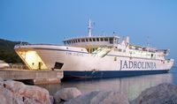 La ville de Stari Grad, île de Hvar en Croatie. Le ferry de Split (auteur F.G. Comm). Cliquer pour agrandir l'image.