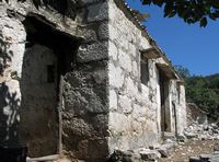 L'ermitage de Blaca, île de Brač en Croatie. Le hameau de Dragovode (auteur Roksoslav). Cliquer pour agrandir l'image dans Flickr (nouvel onglet).