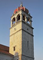 Il campanile della chiesa Santa Anna (autore Polježičanin). Clicca per ingrandire l'immagine in Flickr (nuova unghia).