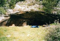 A caverna de Kopačina (autor Dhrzic). Clicar para ampliar a imagem em Flickr (novo guia).