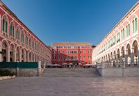 La plaza de la República a Split (autor Daniel Newcombe). Haga clic para ampliar la imagen en Flickr (nueva pestaña).