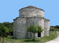 A capela Santíssima Trindade à Split (autor Kpmst7). Clicar para ampliar a imagem em Flickr (novo guia).