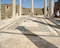 Le Quartier du Théâtre de Délos en Grèce. Mosaïque de la Maison au Dionysos. Cliquer pour agrandir l'image dans Adobe Stock (nouvel onglet).