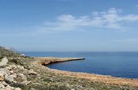 Géographie de l’île de Crète. Le cap Drapano dans l'Apokoronas. Cliquer pour agrandir l'image dans Adobe Stock (nouvel onglet).