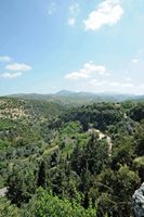 Le site archéologique d'Eleutherne en Crète. Le vallon d'Agia Kiriaki vu depuis la tour de l'acropole. Cliquer pour agrandir l'image dans Adobe Stock (nouvel onglet).