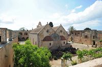 Le village d'Adele en Crète. Le chevet de l'église du monastère d'Arkadi. Cliquer pour agrandir l'image dans Adobe Stock (nouvel onglet).