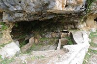 Le village d’Épiskopi en Crète. Tombe de la nécropole de Lappa à Argyroupoli. Cliquer pour agrandir l'image dans Adobe Stock (nouvel onglet).