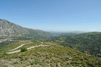 La ville de Vryssès en Crète. Le village d'Asi Gonia vu depuis la montagne Kryoneritis. Cliquer pour agrandir l'image dans Adobe Stock (nouvel onglet).