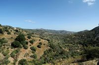 Le village de Goniès en Crète. La vallée en contrebas de Goniès. Cliquer pour agrandir l'image dans Adobe Stock (nouvel onglet).