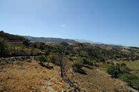 Le village de Goniès en Crète. Le chemin géologique de Goniès. Cliquer pour agrandir l'image dans Adobe Stock (nouvel onglet).