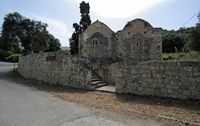 Le village de Kalyvès en Crète. L'église Saint-Jean le Théologien à Stylos. Cliquer pour agrandir l'image dans Adobe Stock (nouvel onglet).