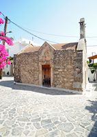 Le village de Kritsa en Crète. L'église Saint-Georges. Cliquer pour agrandir l'image dans Adobe Stock (nouvel onglet).
