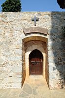 Le village de Néapolis en Crète. Chapelle Saint-Macaire du monastère d'Aréti. Cliquer pour agrandir l'image dans Adobe Stock (nouvel onglet).