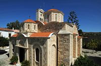 Le village de Thrapsano en Crète. Dôme du catholicon du monastère d'Agarathos. Cliquer pour agrandir l'image dans Adobe Stock (nouvel onglet).