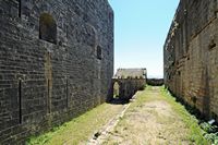 La nouvelle forteresse de la ville de Corfou. Les baraquements anglais. Cliquer pour agrandir l'image dans Adobe Stock (nouvel onglet).