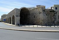 Les fortifications d’Héraklion en Crète. Les ruines de l'un des Arsenali Nuovi. Cliquer pour agrandir l'image dans Adobe Stock (nouvel onglet).
