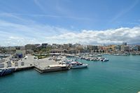 Les fortifications d’Héraklion en Crète. Le port vu depuis la forteresse. Cliquer pour agrandir l'image dans Adobe Stock (nouvel onglet).