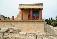 Le palais de Cnossos à Héraklion en Crète. Le bastion du nord-ouest. Cliquer pour agrandir l'image dans Adobe Stock (nouvel onglet).