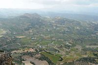 La ville d’Héraklion en Crète. Le village de Profitis Ilias vu depuis le mont Giouchtas. Cliquer pour agrandir l'image dans Adobe Stock (nouvel onglet).