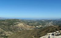 La ville d’Héraklion en Crète. La plaine d'Héraklion vue depuis la colline de Patéla près de Prinias. Cliquer pour agrandir l'image dans Adobe Stock (nouvel onglet).
