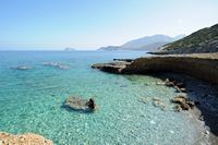 La côte nord de la commune d’Iérapétra en Crète. Les ruines du port antique de Gournia. Cliquer pour agrandir l'image dans Adobe Stock (nouvel onglet).