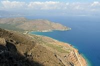 La côte nord de la commune de Sitia en Crète. Le golfe de Mirabello vu depuis le belvédère de Platanos. Cliquer pour agrandir l'image dans Adobe Stock (nouvel onglet).