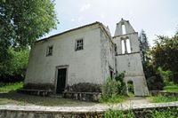 La ville de Nymfes sur l’île de Corfou. L'église Saint-Spyridon du Vieux-Périthia. Cliquer pour agrandir l'image dans Adobe Stock (nouvel onglet).