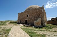 La forteresse de Réthymnon en Crète. La mosquée du sultan Ibrahim. Cliquer pour agrandir l'image dans Adobe Stock (nouvel onglet).