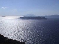 Vue sur la mer Égée depuis la côte occidentale de Rhodes. Cliquer pour agrandir l'image.