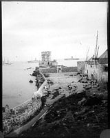 Le Fort Saint-Nicolas à Rhodes photographié par Lucien Roy vers 1911. Cliquer pour agrandir l'image.