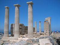 Temple d'Athéna Lindia à Lindos. Cliquer pour agrandir l'image.