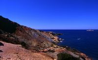 L'île de Paros en Grèce. Roches volcaniques de l'île. Cliquer pour agrandir l'image.