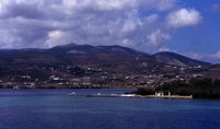 L'île de Paros en Grèce. Vue à partir d'Antiparos. Cliquer pour agrandir l'image.