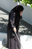 Nonne du monastère Saint-Nectaire à Rhodes. Cliquer pour agrandir l'image.