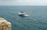 Barco de excursión en Rodas. Haga clic para ampliar la imagen.