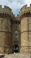 Porte Sainte-Catherine des fortifications de Rhodes. Cliquer pour agrandir l'image.