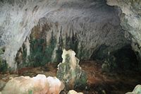 Géographie de l’île de Crète. Grotte de Skotino près de Gouvès. Cliquer pour agrandir l'image.