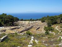 Panoramisch gezicht van de plaats van Camiros in Rhodos. Klikken om het beeld te vergroten.