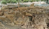 Le site archéologique d'Eleutherne en Crète. Plan de la nécropole d'Orthi Petra (auteur  MaE). Cliquer pour agrandir l'image.