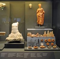 Le site archéologique d'Eleutherne en Crète. Artefacts des époques classique et hellénistique. Cliquer pour agrandir l'image.